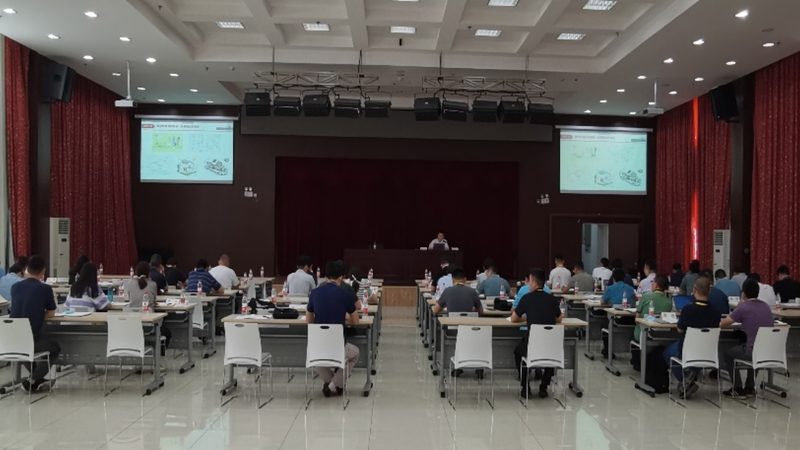 成人教育自学和报班哪个省钱