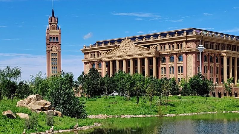 成人学历提升报名条件揭秘：你符合吗？**