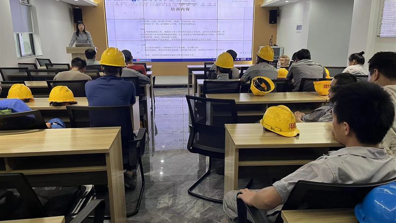 焊工培训，价格之外，你还应该关注什么？**