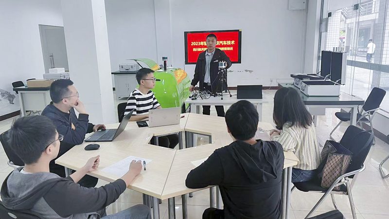 知识付费课程定价，揭秘背后的逻辑与考量