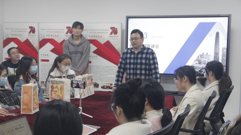 历年真题讲解有助于考生：